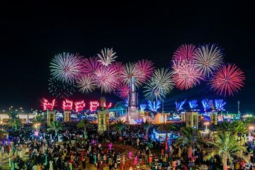 Dubai New Year Celebration Dinner Cruise