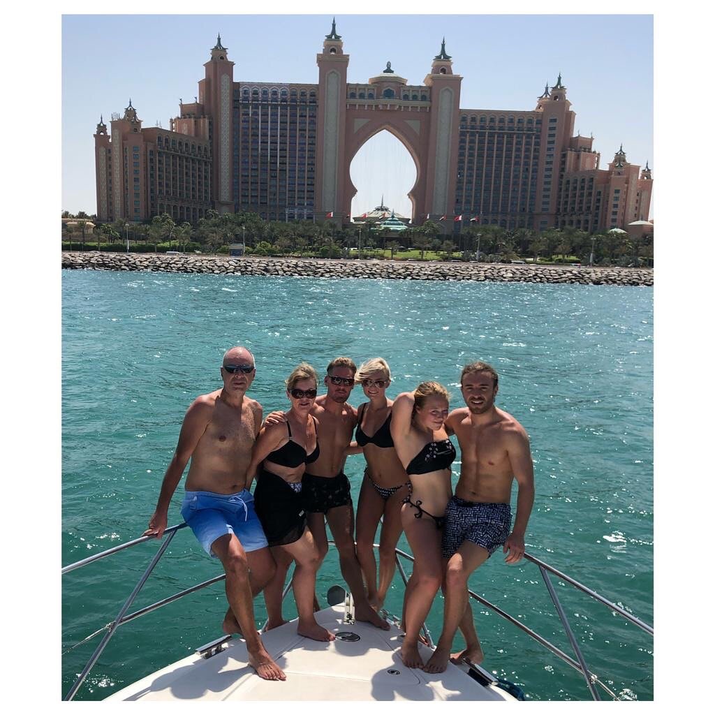 EVEREST YACHT CHARTER