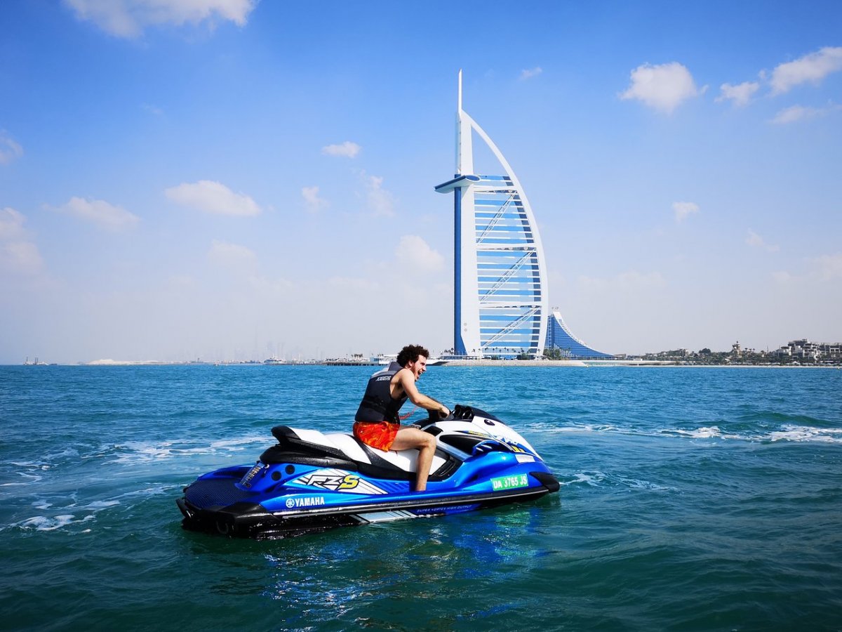Sun and Fun Water Sport
