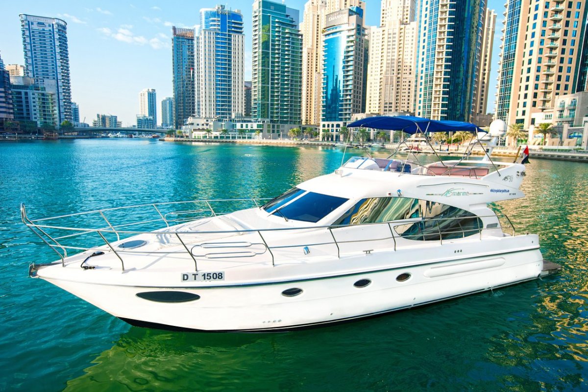 Royal Star Yachts Rental